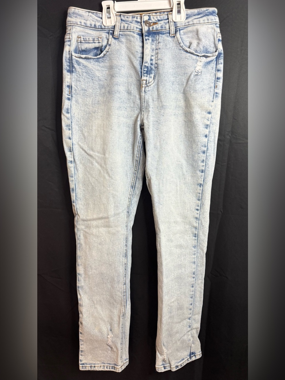 EUC Pink Lily Boutique Confessions Of Love Light Wash Vintage Straight Leg Jean